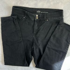 Soho New York & Co Black Slim Fit Straight Jeans Jeggings High Rise Size 16 Plus